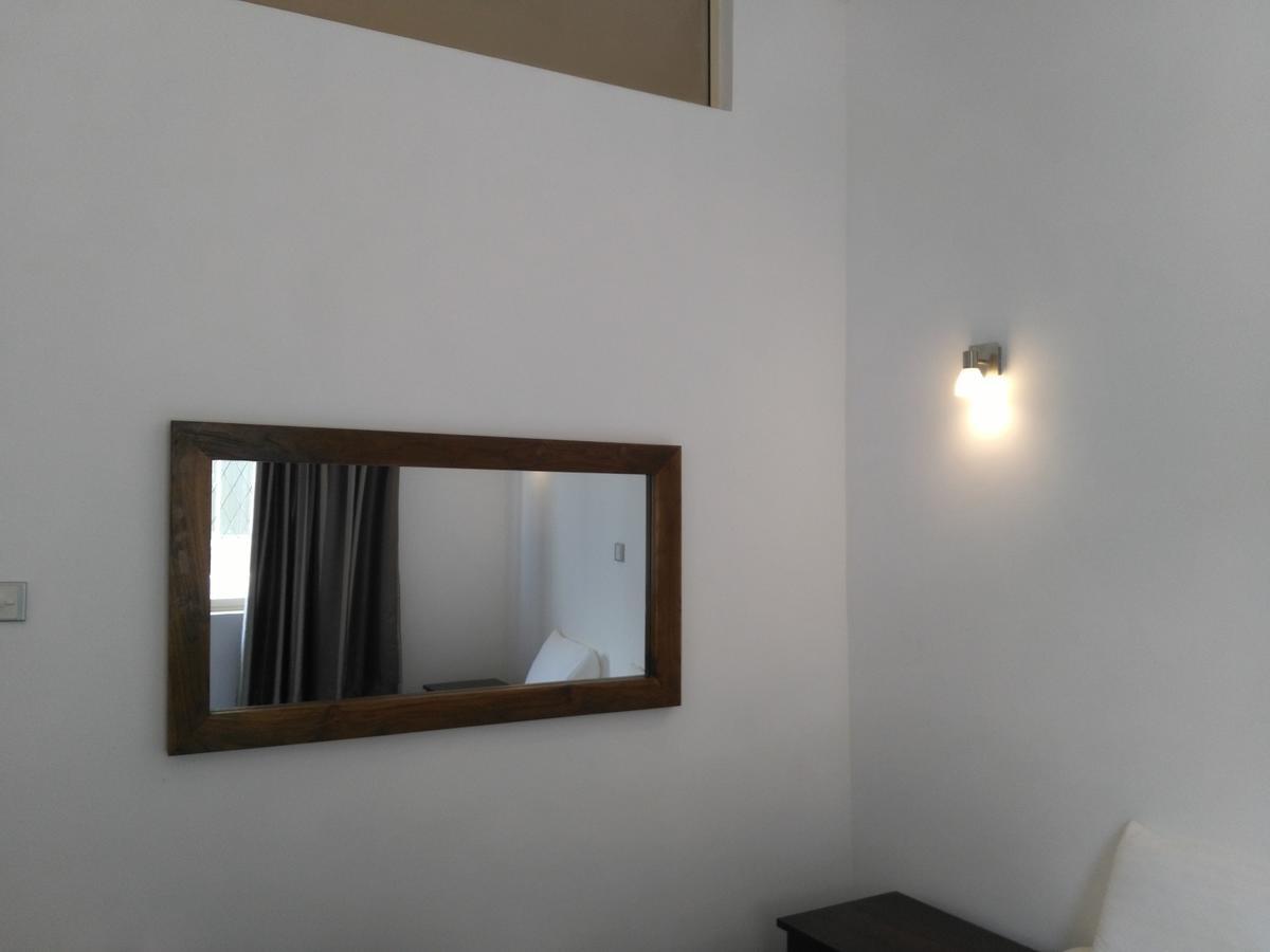 West Inn Colombo Extérieur photo